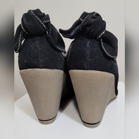 Nine West Wedges Size 9M - Picture 2 of 8